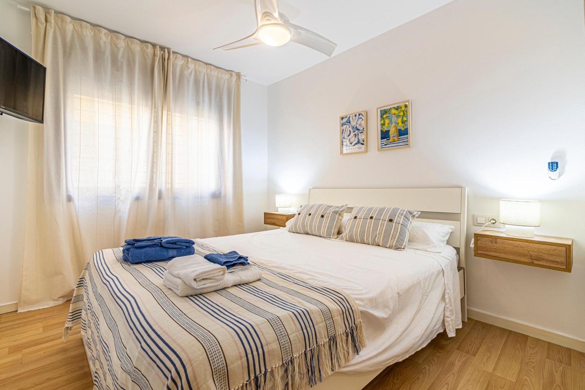 Solis Mare Apartments - Pedregalejo Beach Málaga Kültér fotó