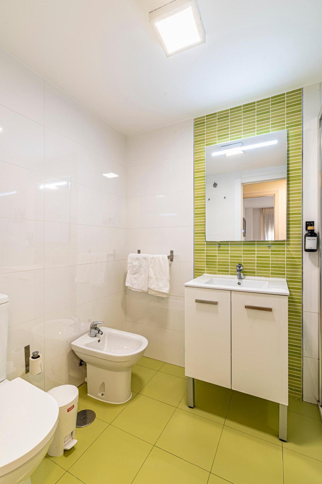 Solis Mare Apartments - Pedregalejo Beach Málaga Kültér fotó